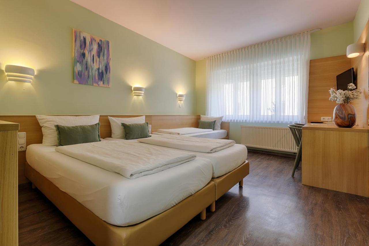 Poppular Hotel
